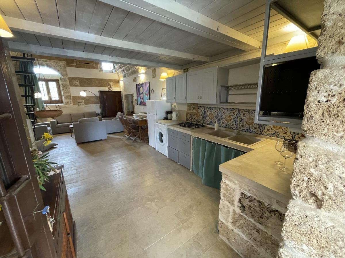 Il Dammuso Di Noto - Villa Con Piscina Privata Avola Exterior photo